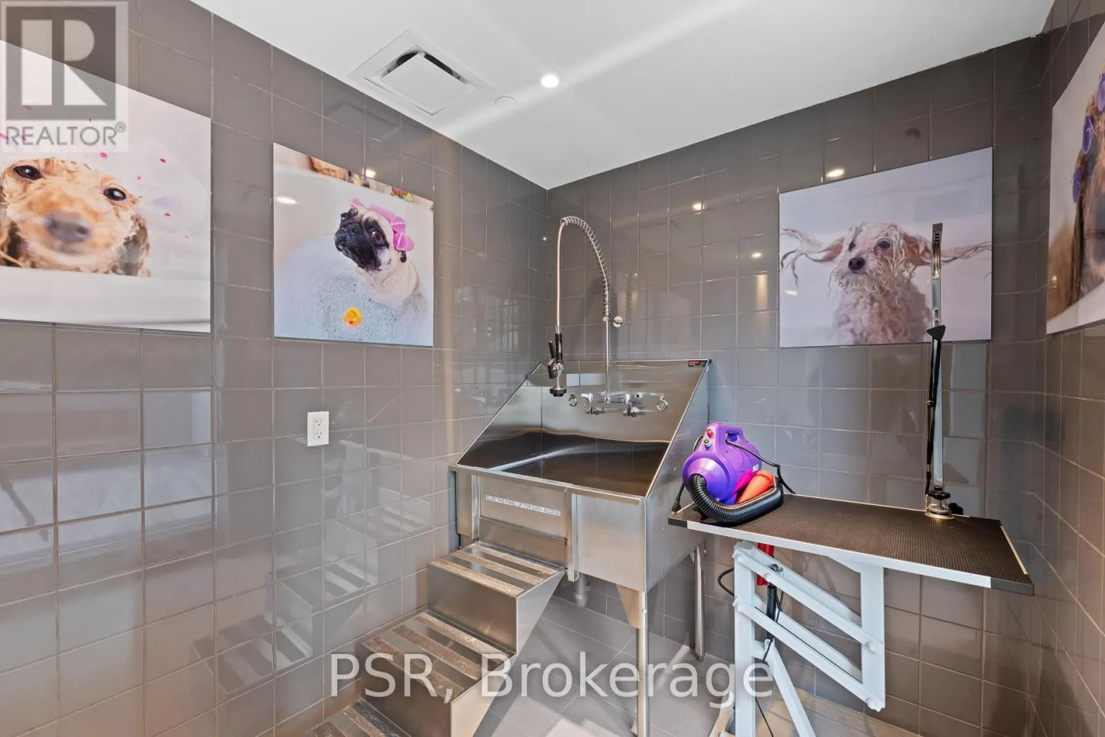 3608 - 101 ROEHAMPTON AVENUE