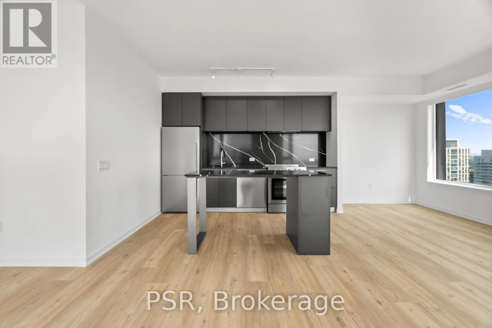 3608 - 101 ROEHAMPTON AVENUE