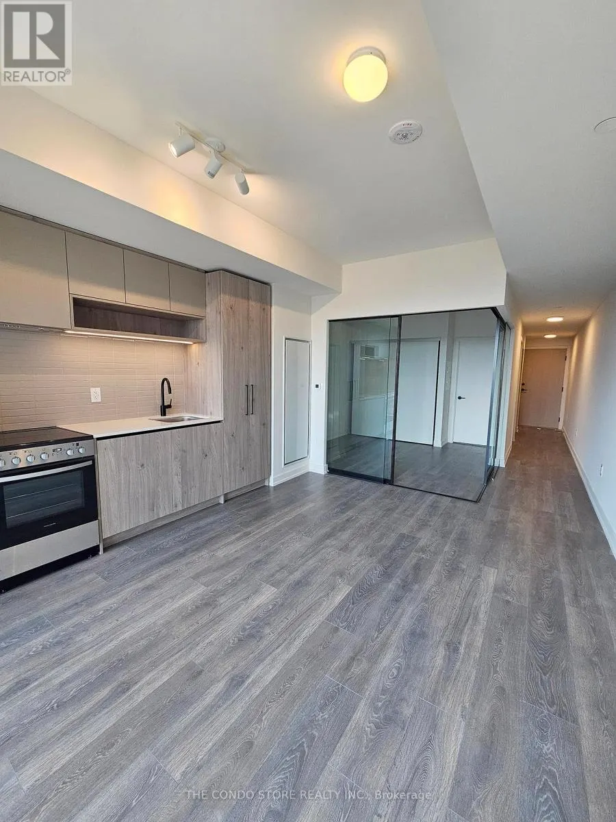 705 - 181 STERLING ROAD