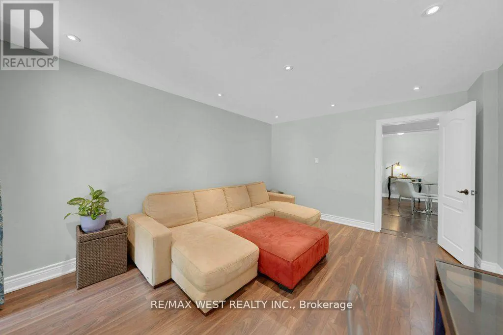 151 BRAHMS AVENUE