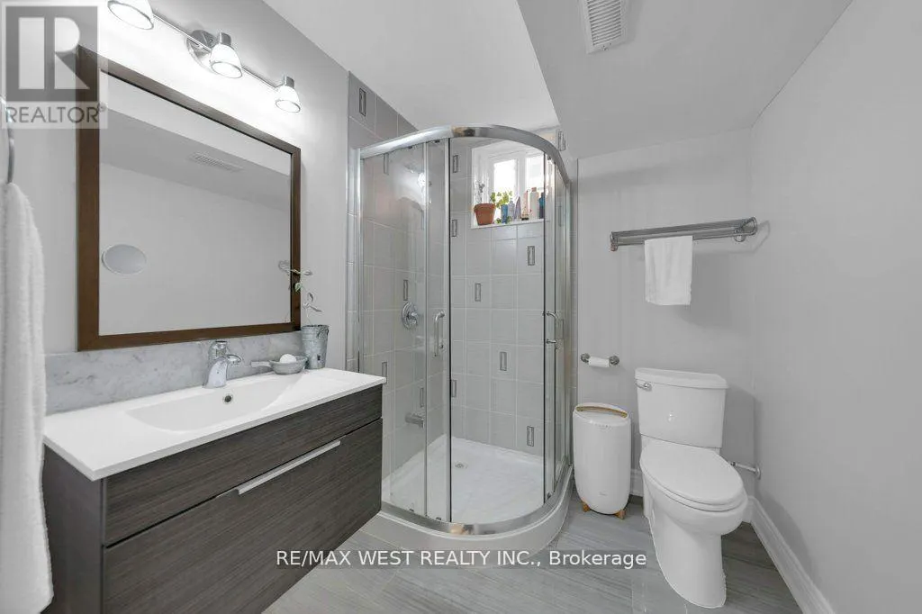 151 BRAHMS AVENUE