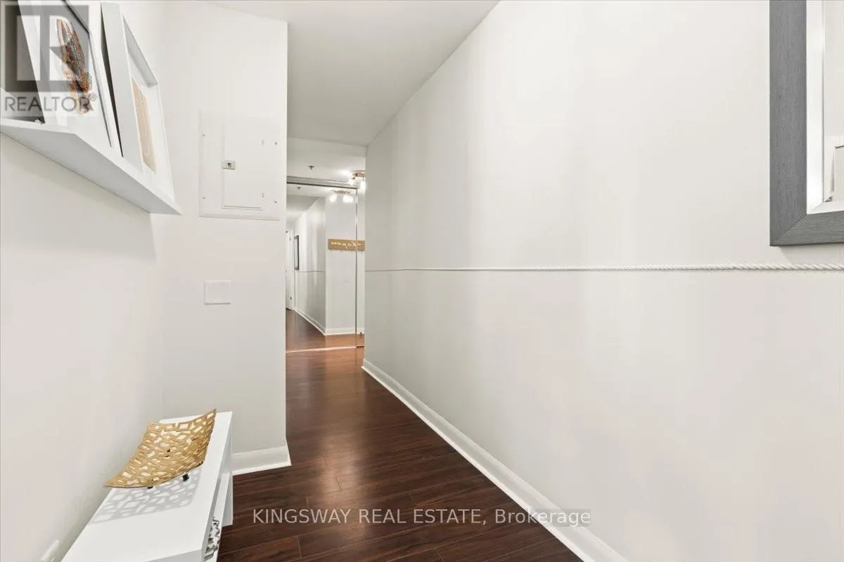 1107 - 375 KING STREET W