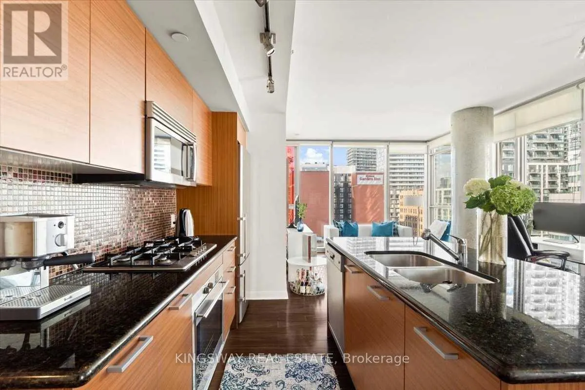 1107 - 375 KING STREET W
