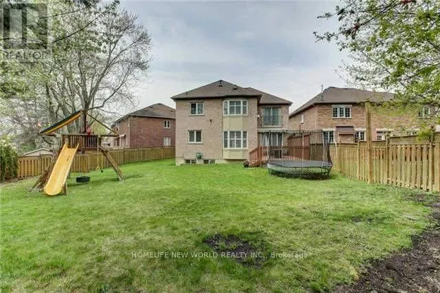 39 GREEN MEADOWS CIRCLE