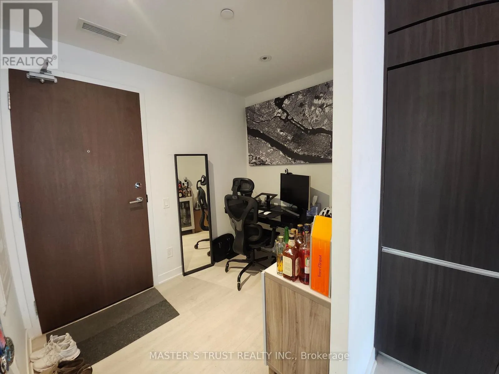 1112 - 80 QUEENS WHARF DRIVE