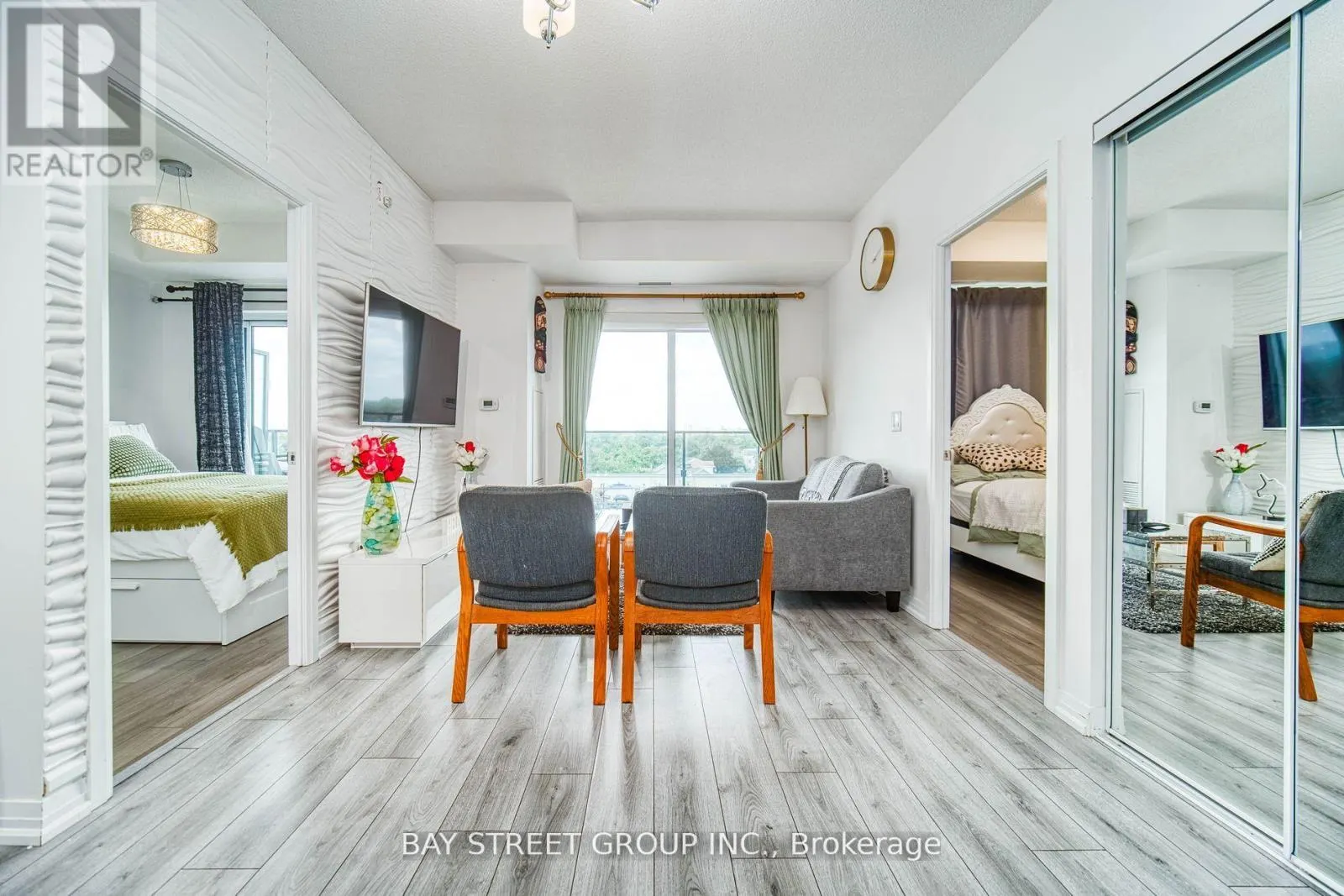 707 - 741 SHEPPARD AVENUE W