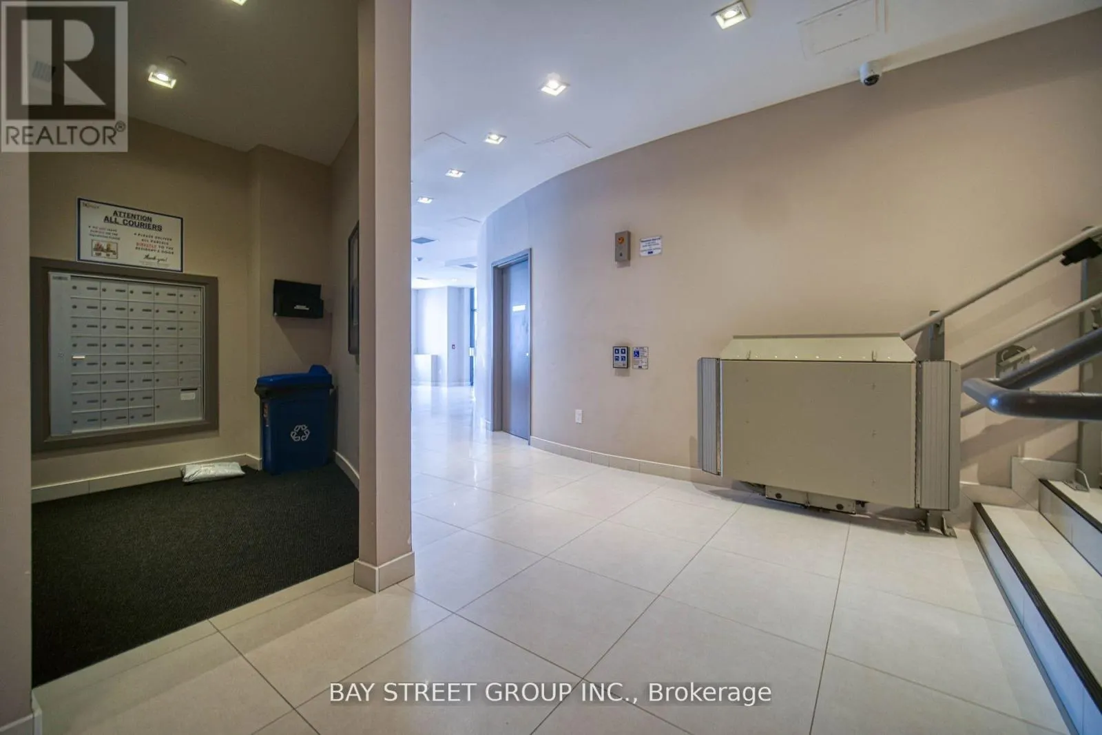707 - 741 SHEPPARD AVENUE W