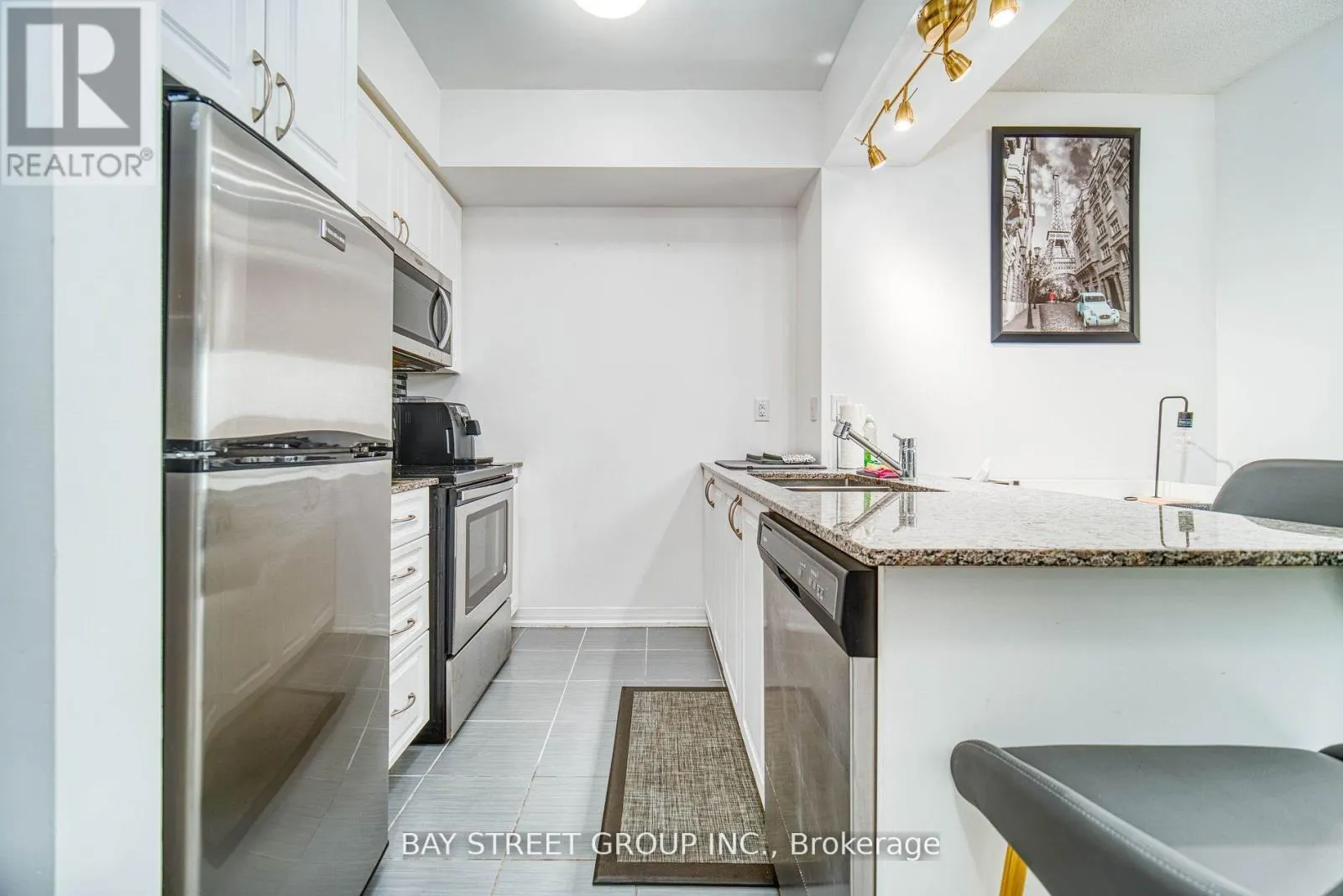 707 - 741 SHEPPARD AVENUE W