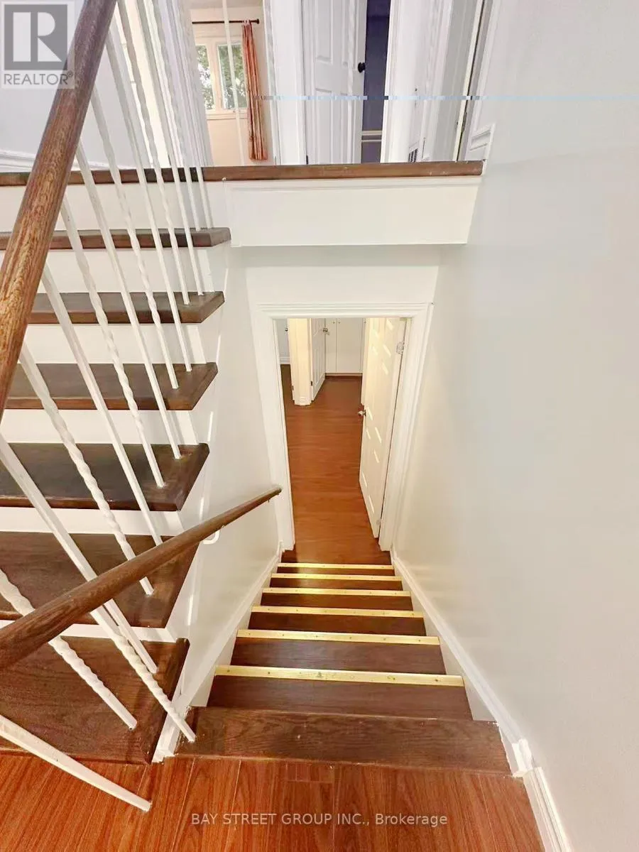 MAIN& UPPER - 24 WYVERN ROAD