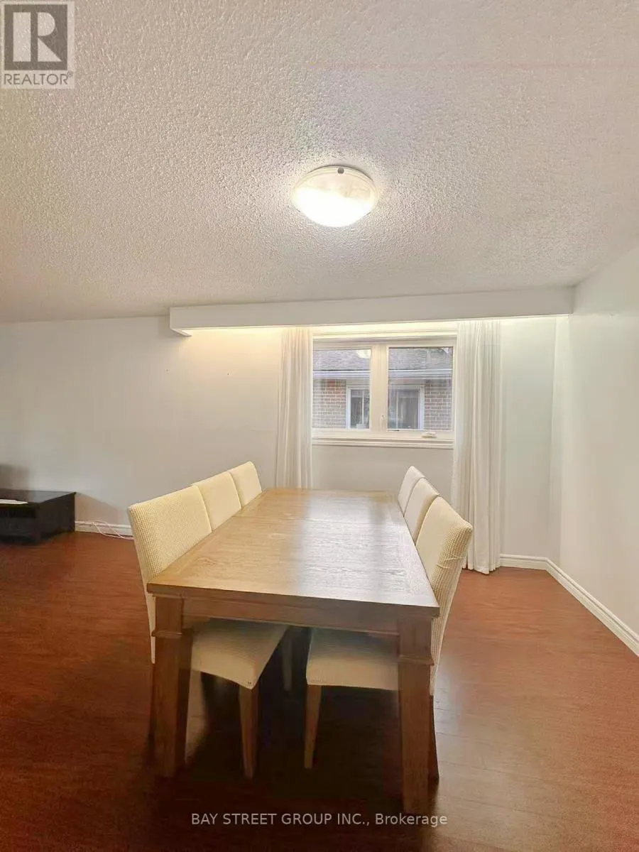 MAIN& UPPER - 24 WYVERN ROAD