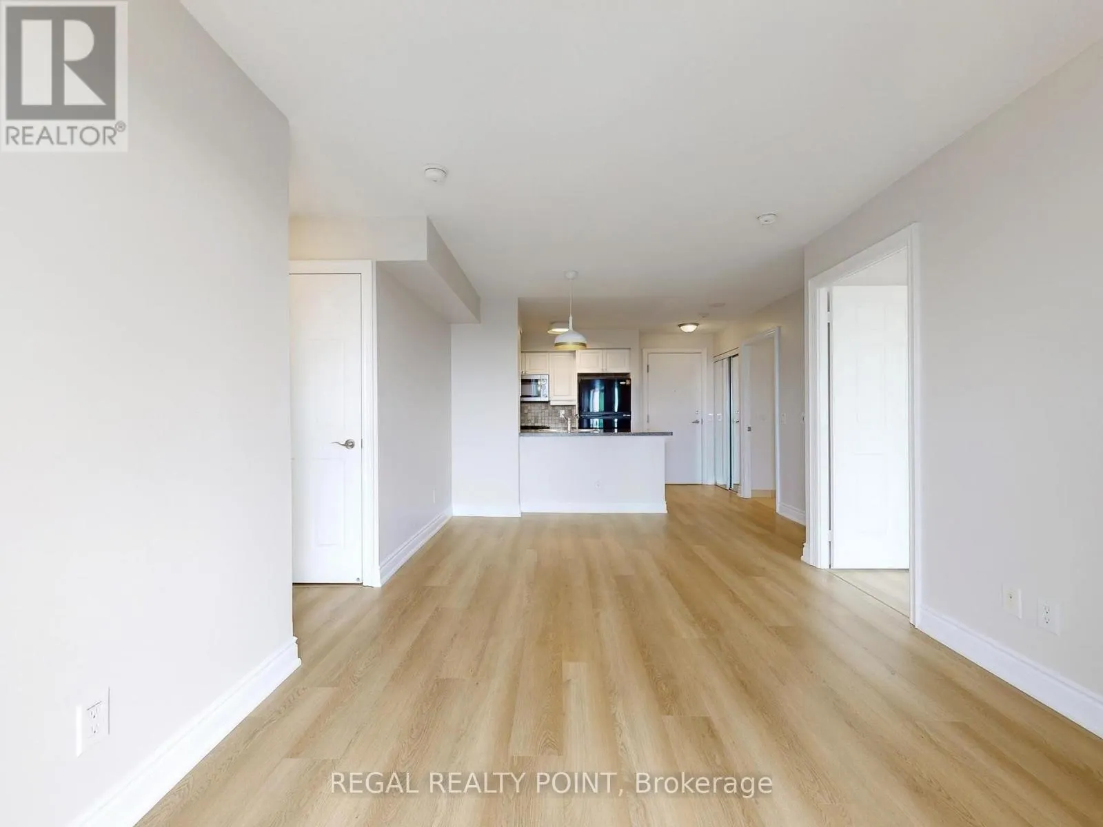2118 - 25 GREENVIEW AVENUE