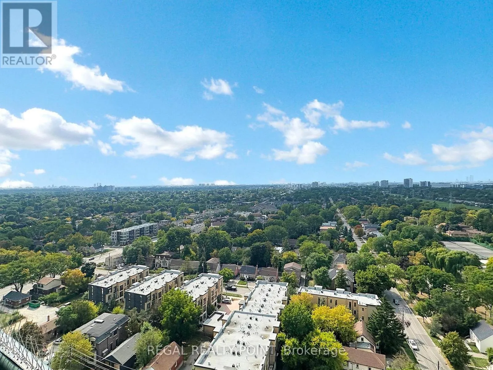 2118 - 25 GREENVIEW AVENUE