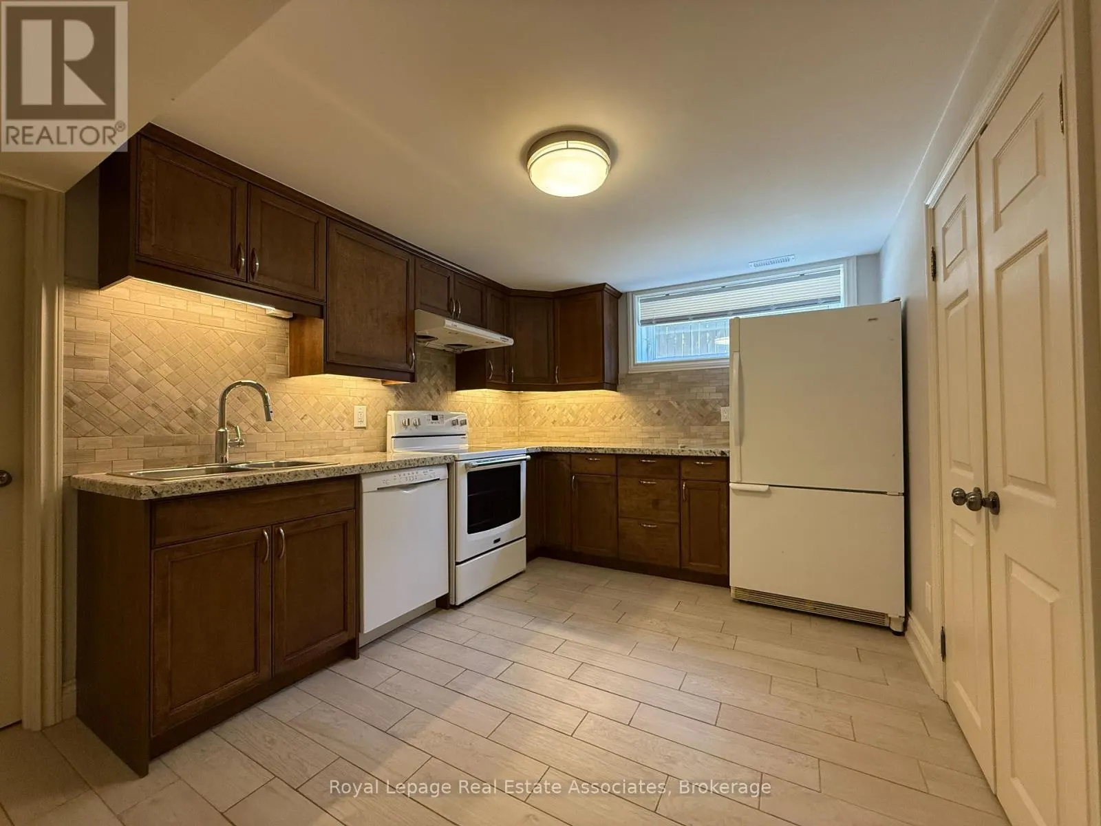 REAR BASEMENT - 252 CODSELL AVENUE