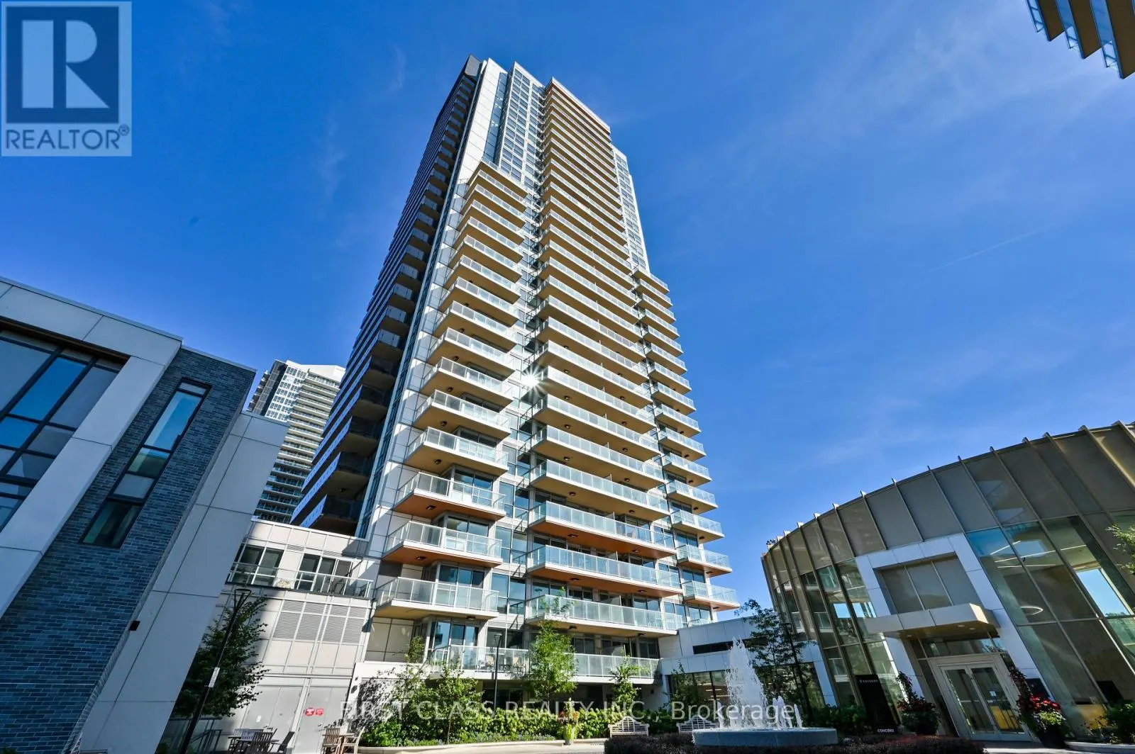 1915 - 27 MCMAHON DRIVE