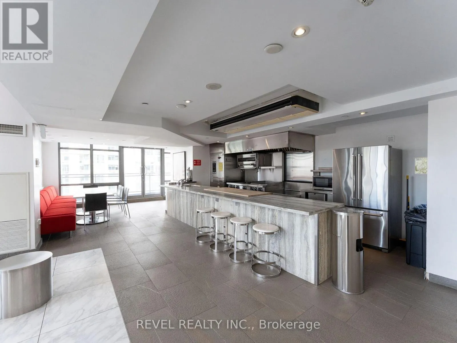 1208 - 15 FORT YORK BOULEVARD E