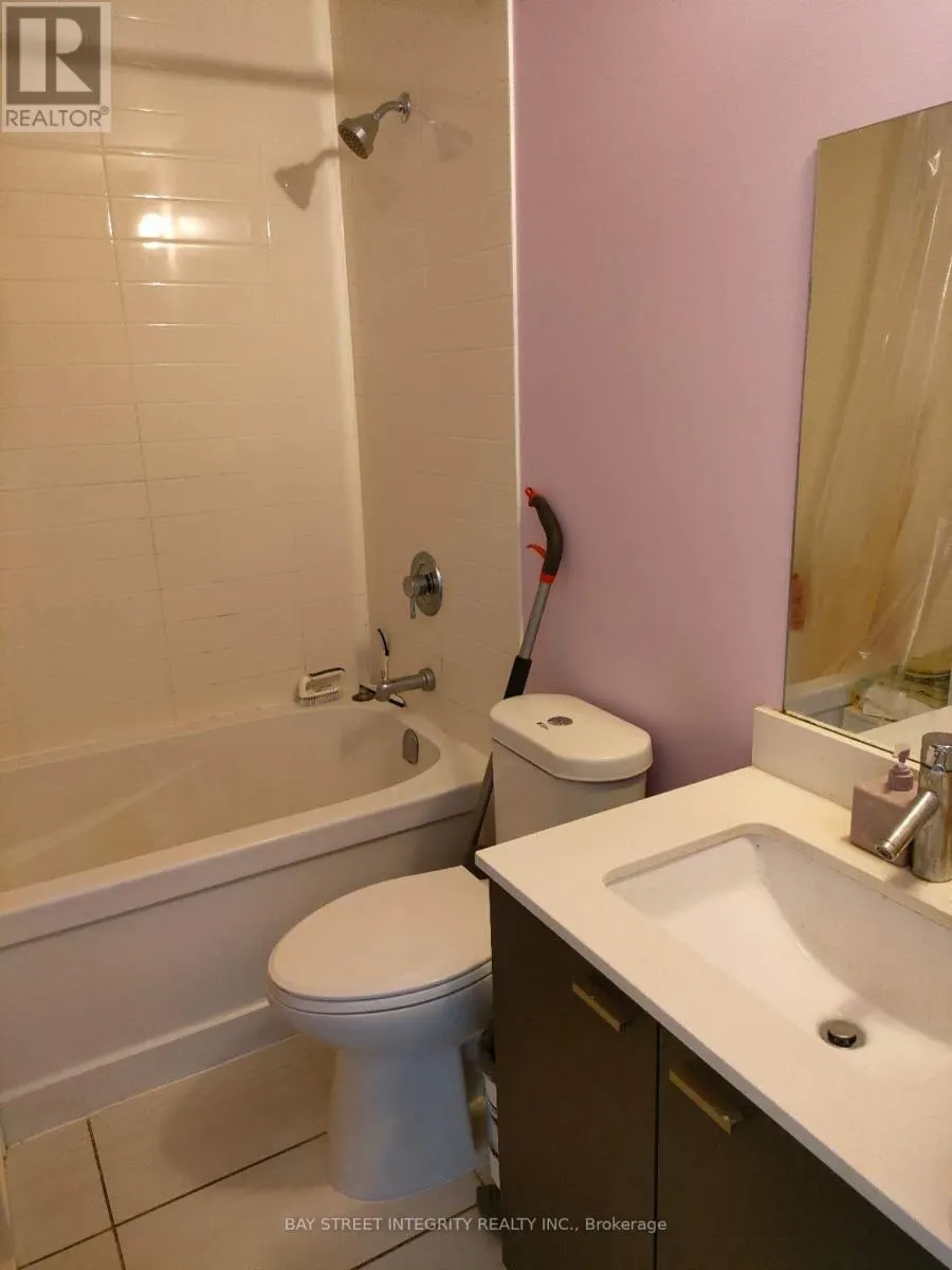 2001 - 30 ROEHAMPTON AVENUE