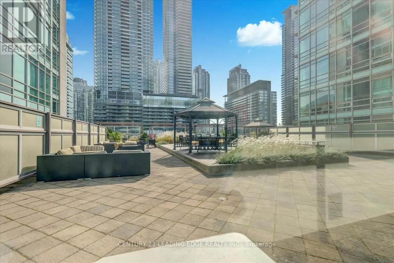 3105 - 397 FRONT STREET W