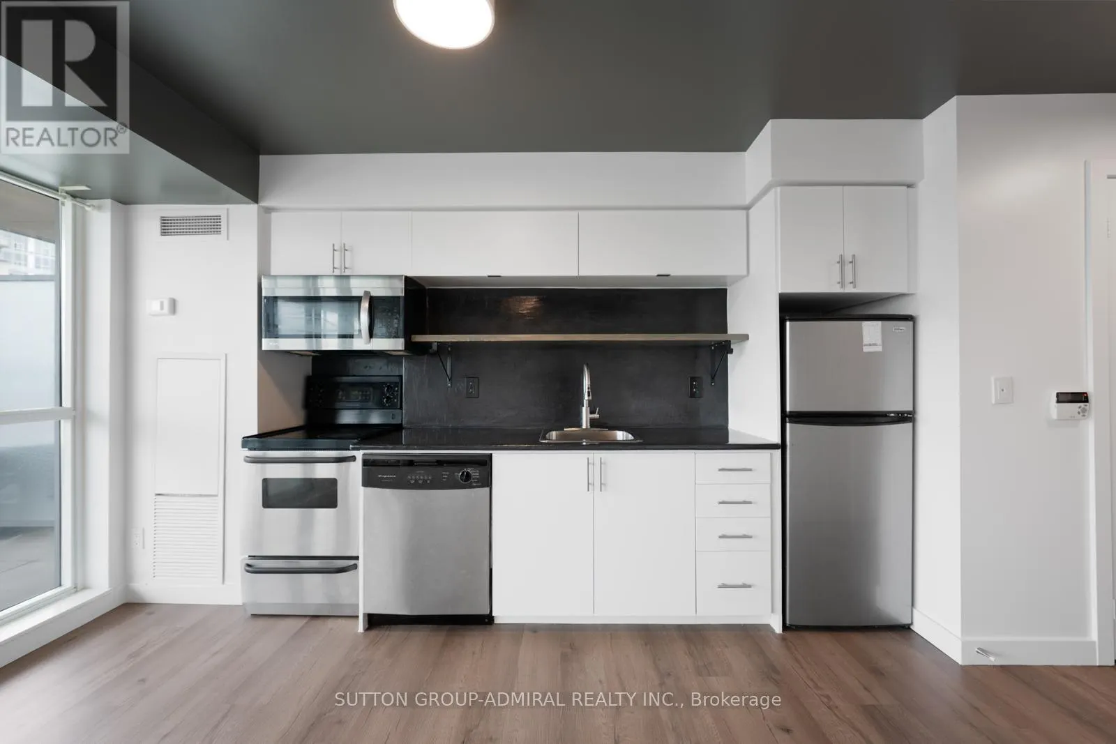 605 - 80 WESTERN BATTERY ROAD
