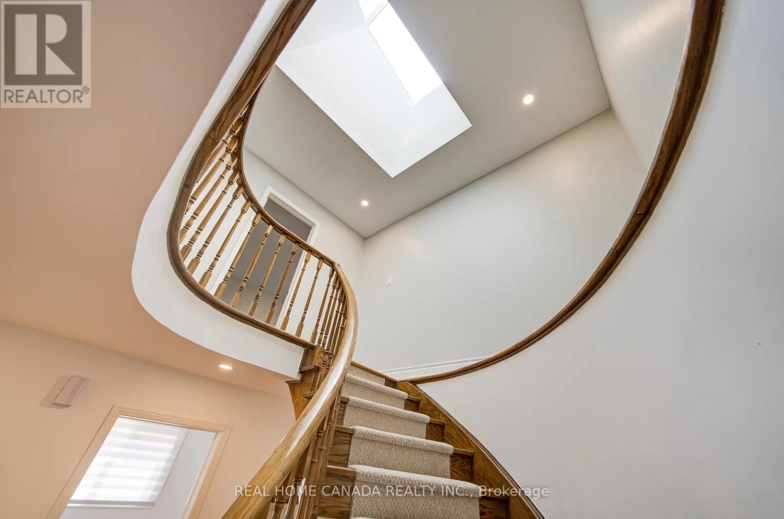 20 SADDLETREE DRIVE