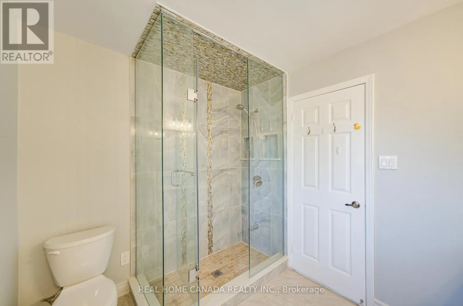 20 SADDLETREE DRIVE