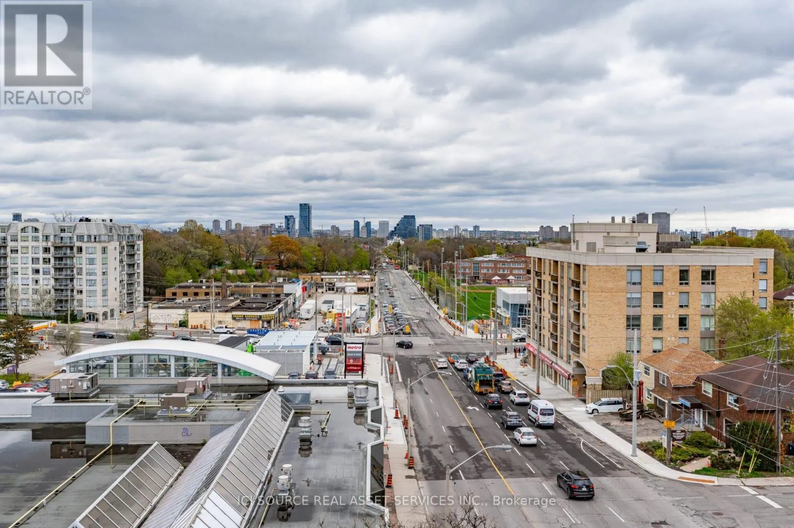 308 - 600 EGLINTON AVENUE E