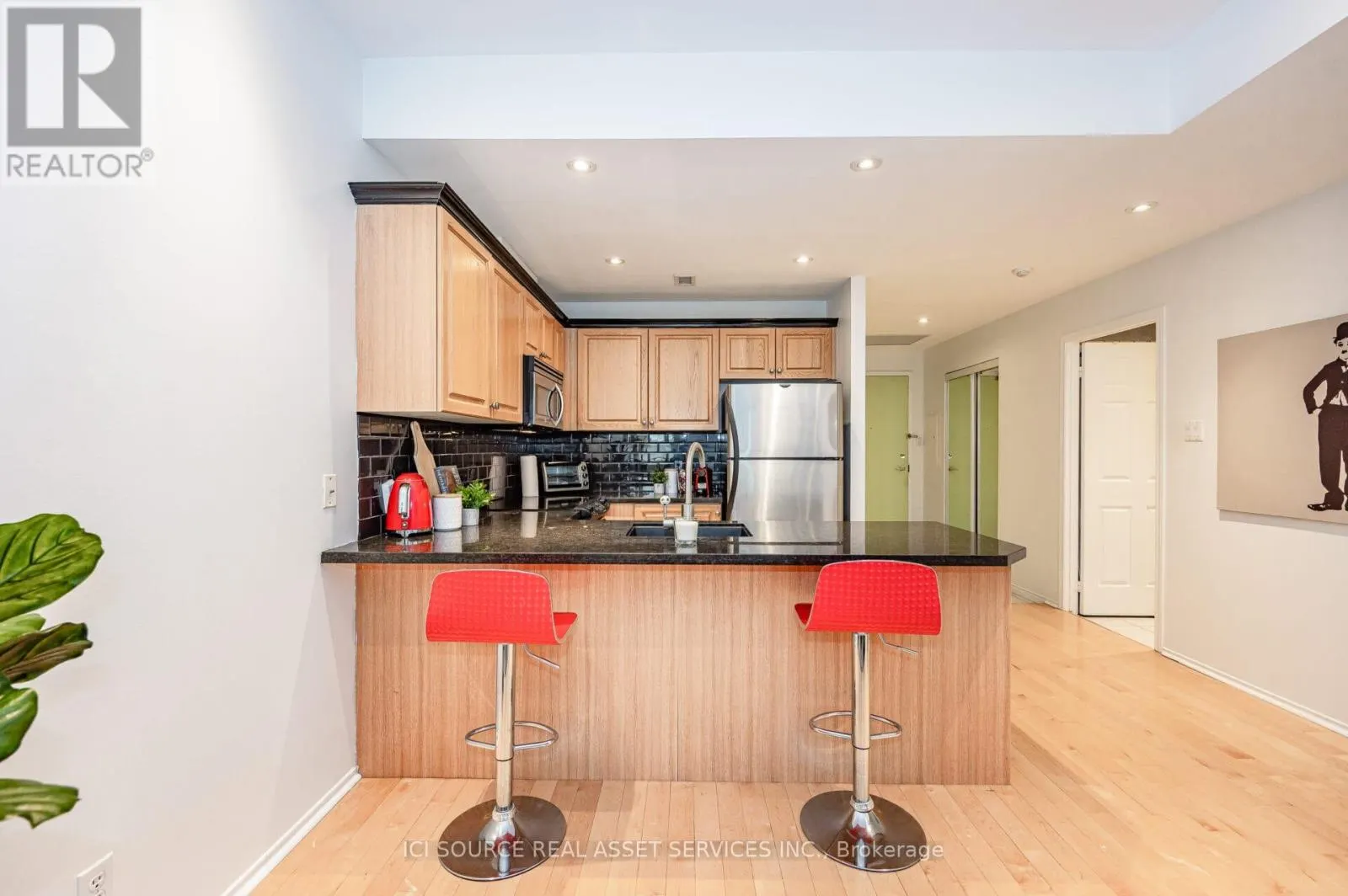 308 - 600 EGLINTON AVENUE E