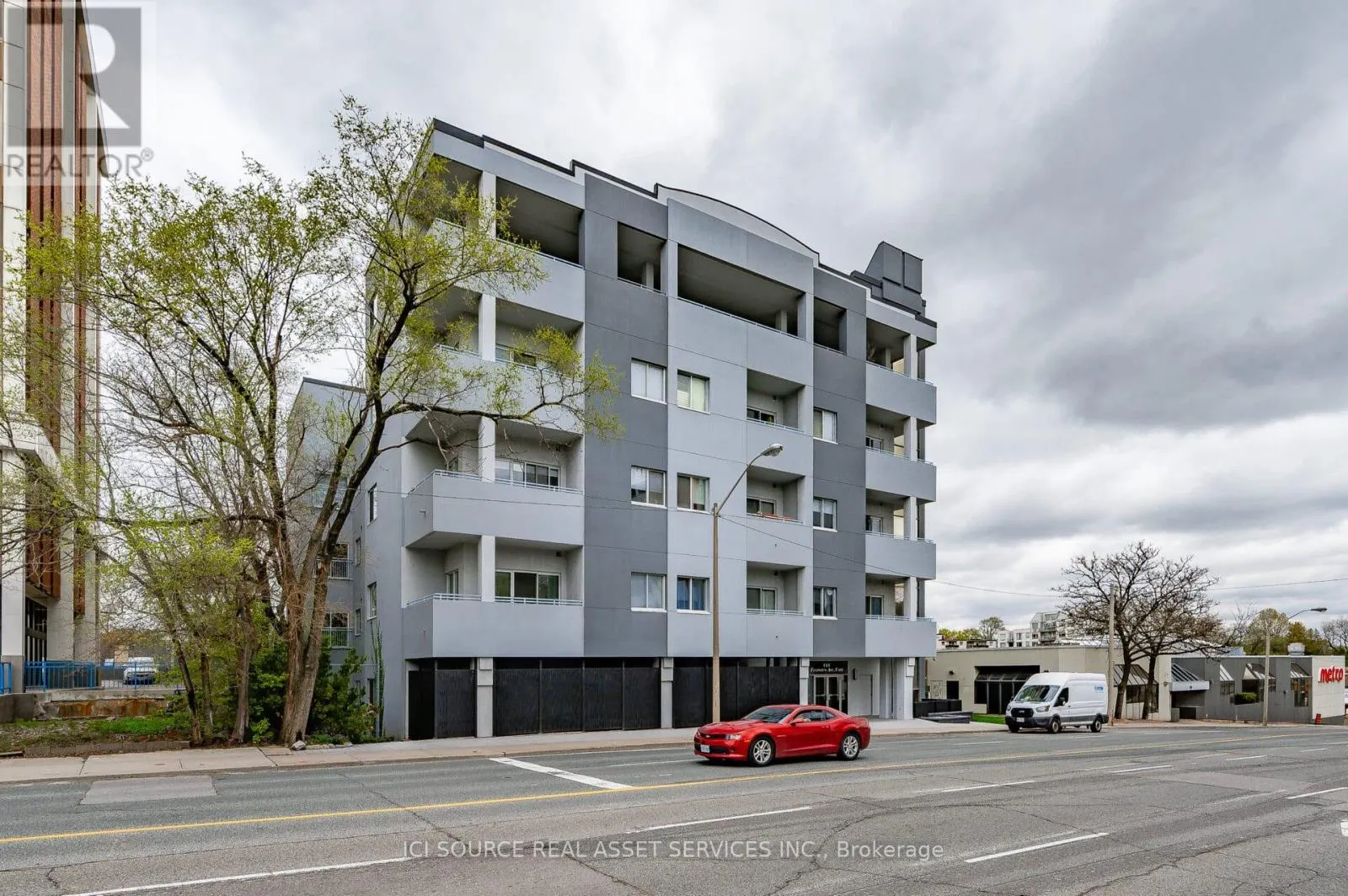308 - 600 EGLINTON AVENUE E