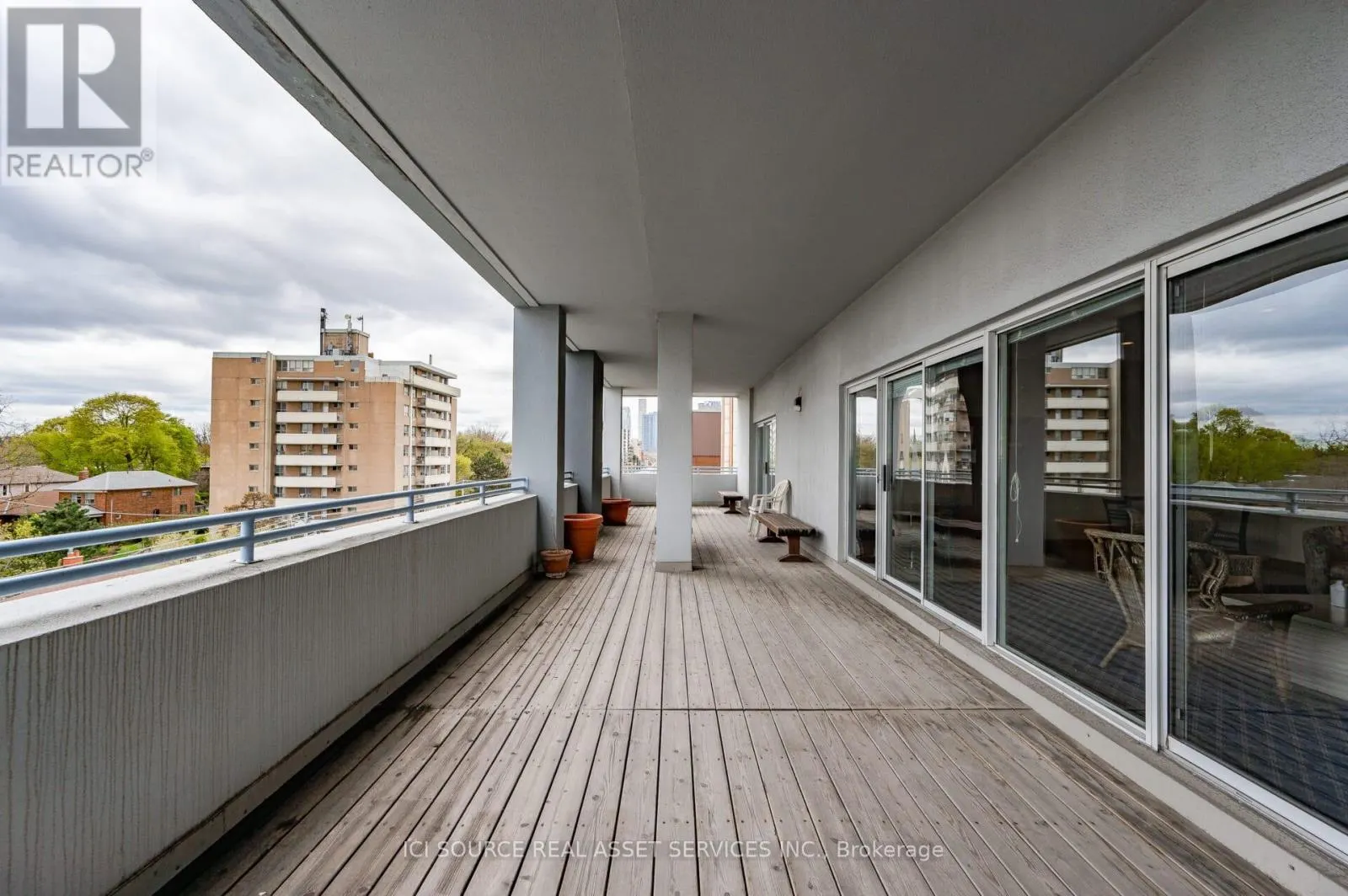 308 - 600 EGLINTON AVENUE E