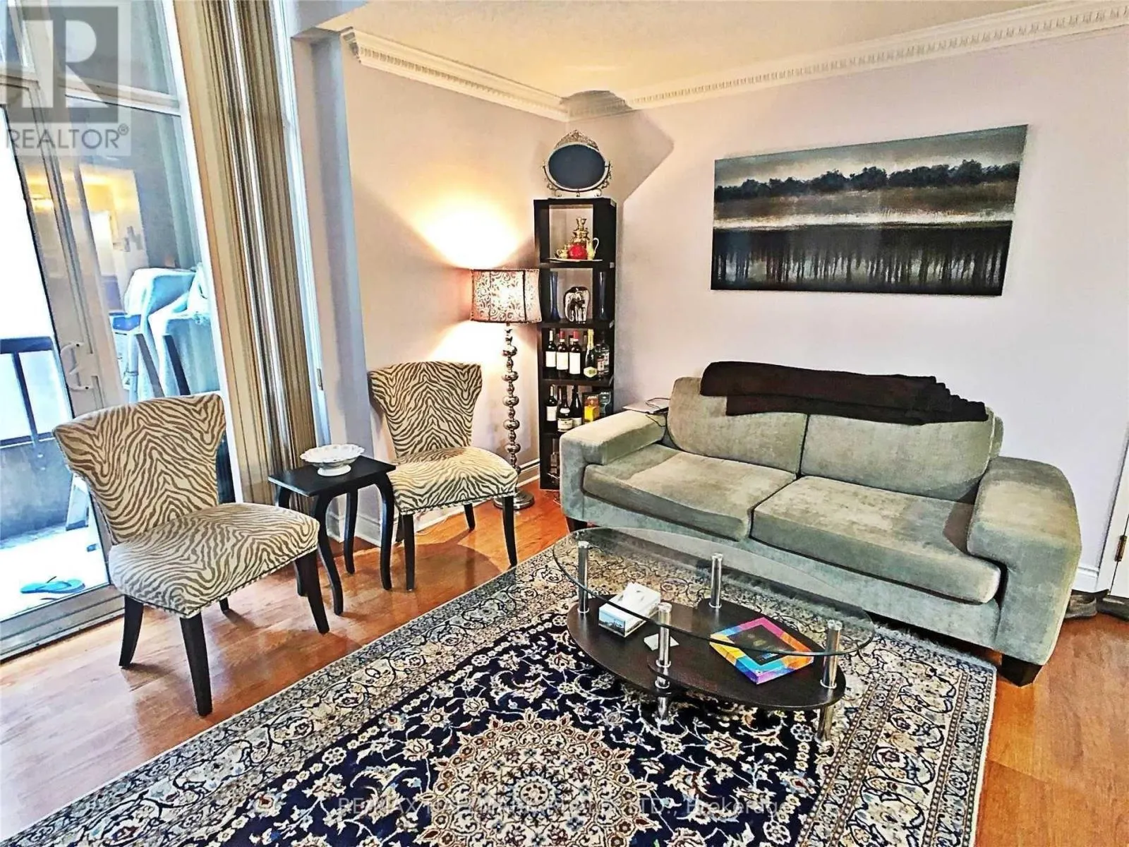 225 - 15 NORTHTOWN WAY