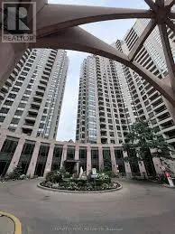225 - 15 NORTHTOWN WAY