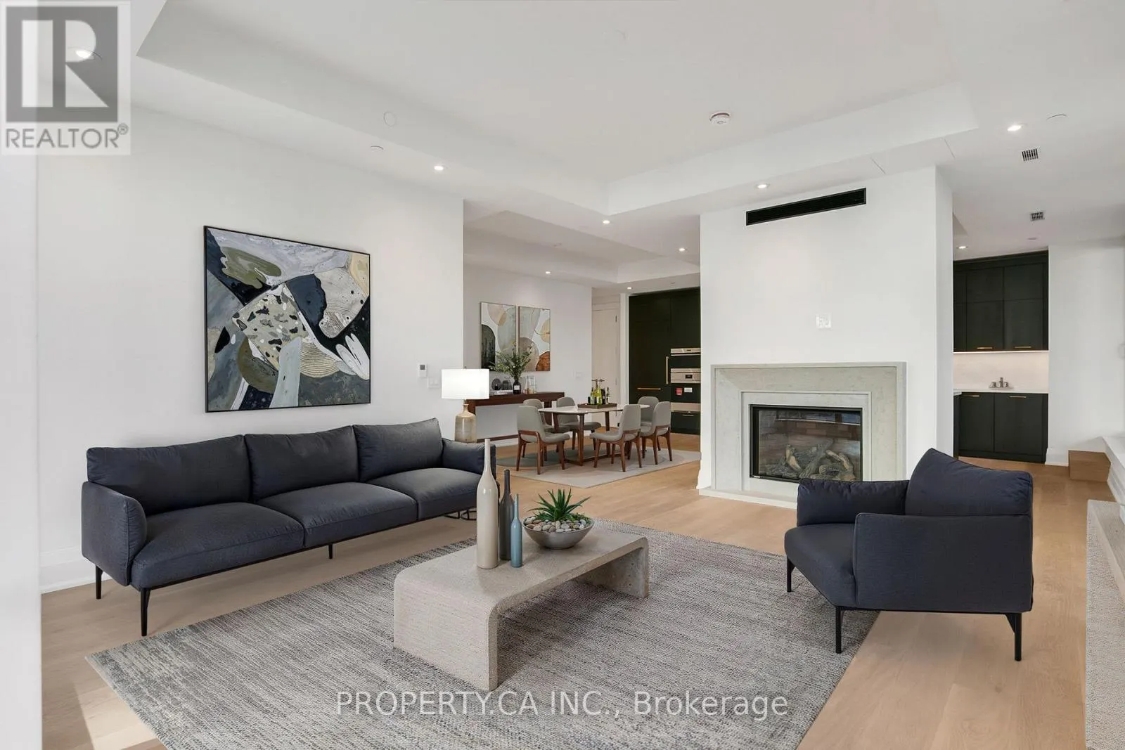 403 - 10 PRINCE ARTHUR AVENUE
