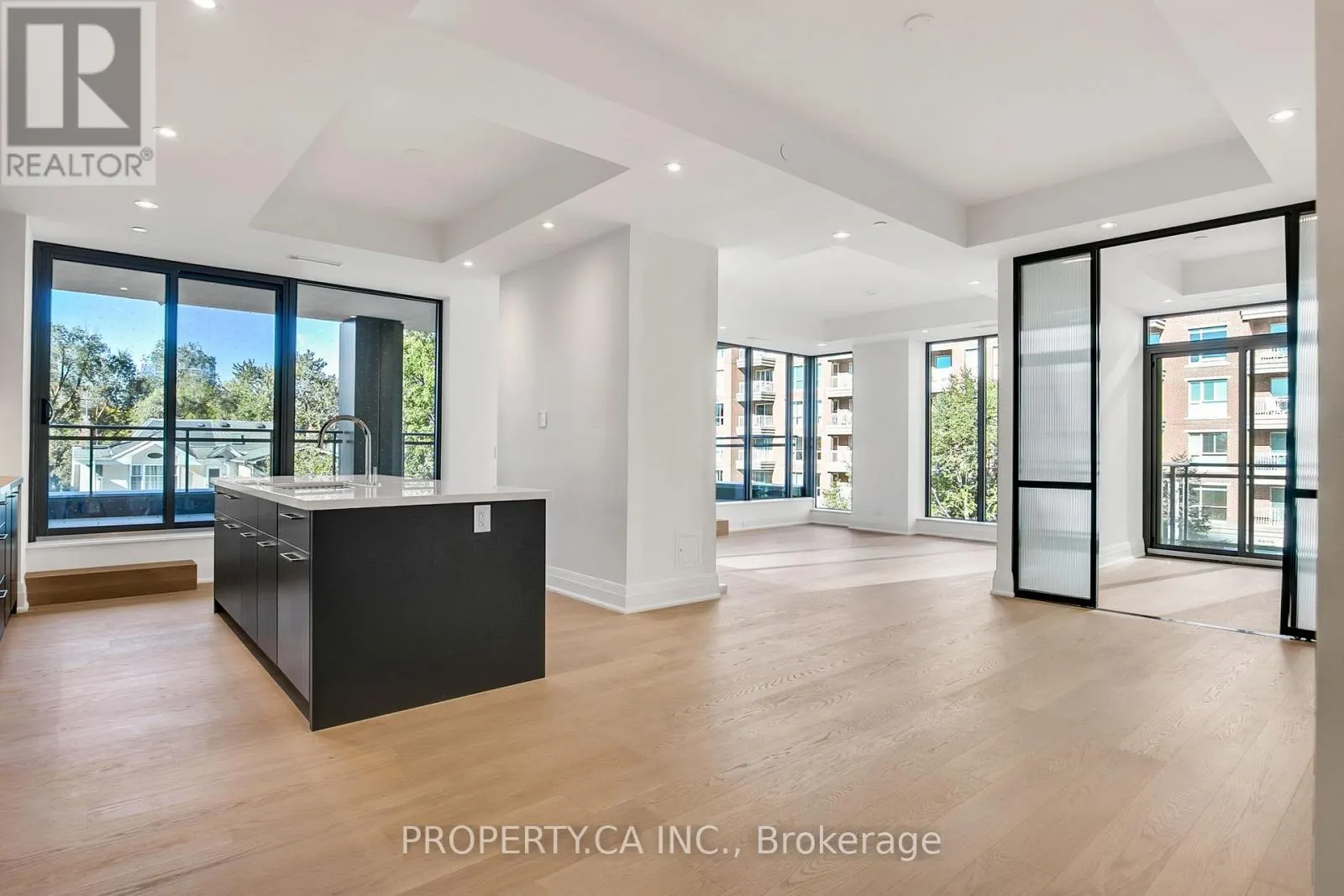403 - 10 PRINCE ARTHUR AVENUE