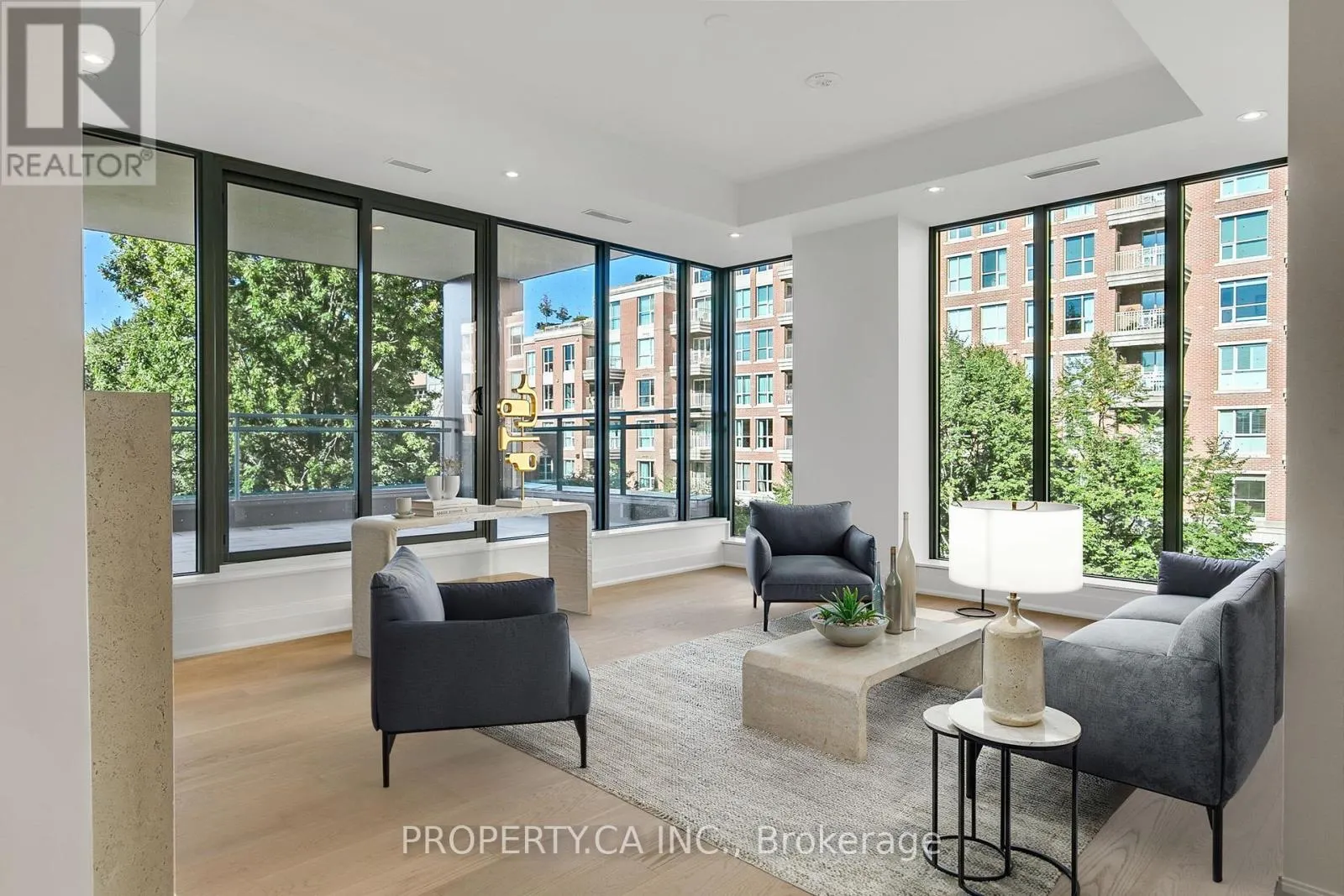 403 - 10 PRINCE ARTHUR AVENUE