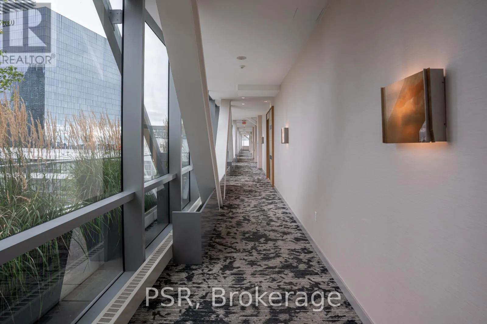 1211 - 39 QUEENS QUAY E