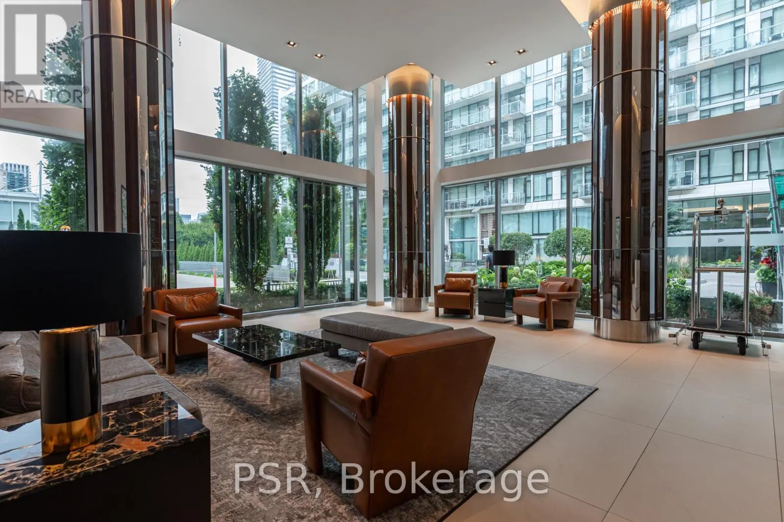 1211 - 39 QUEENS QUAY E