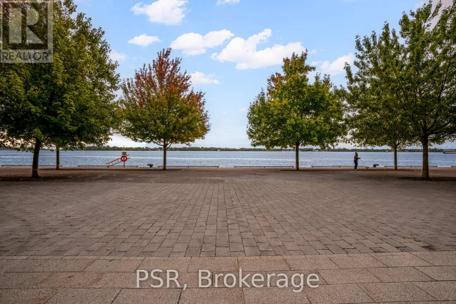 1211 - 39 QUEENS QUAY E