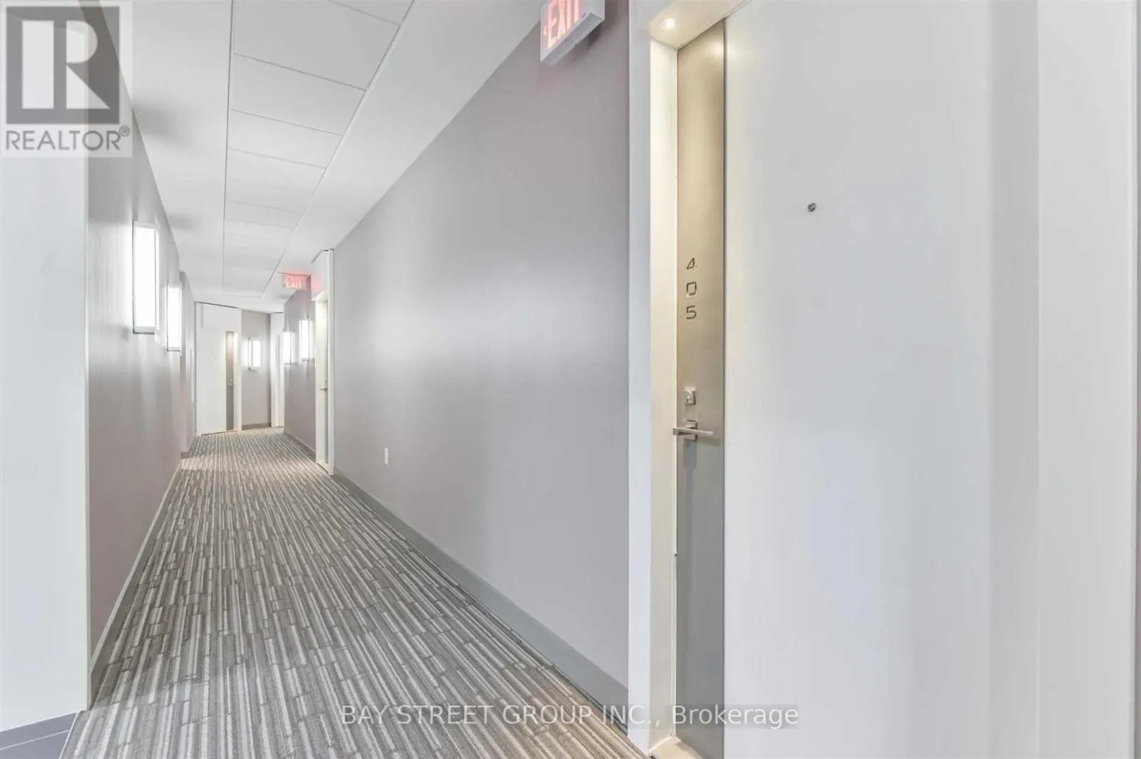 405 - 8 THE ESPLANADE