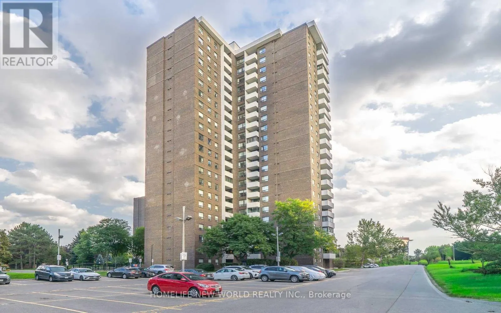804 - 10 MUIRHEAD ROAD