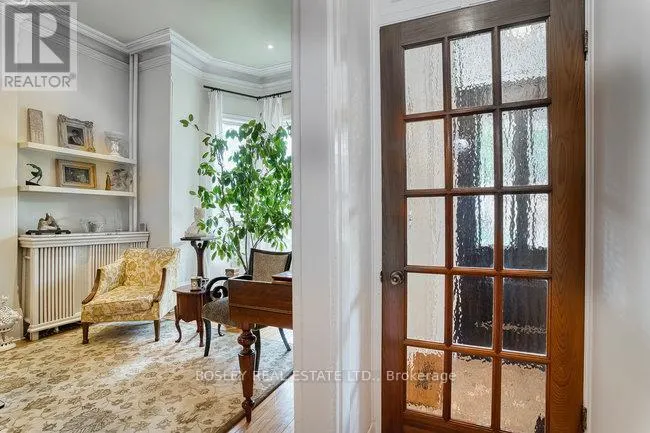 140 DOVERCOURT ROAD