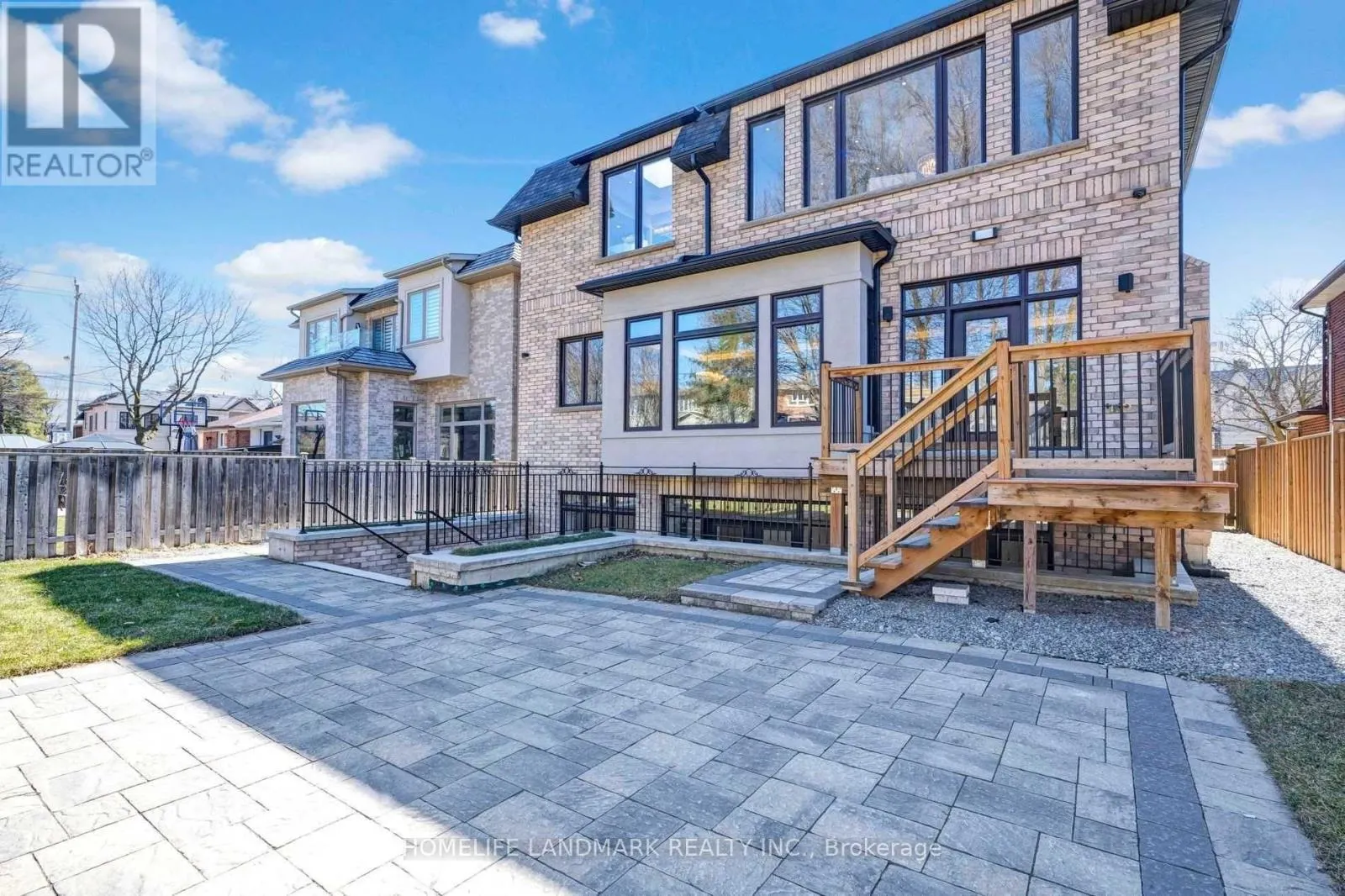 120 BYNG AVENUE