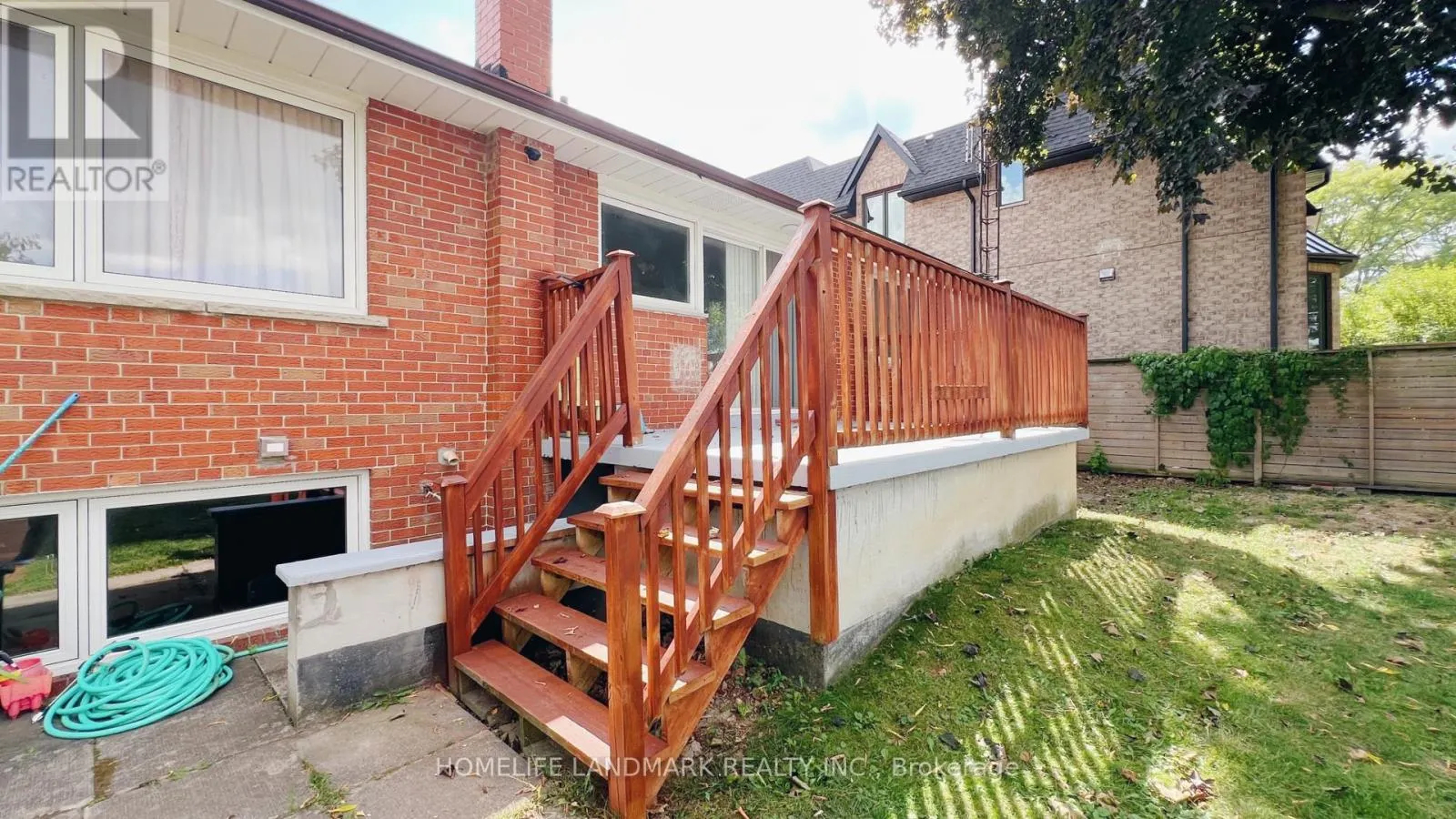 10 SILVERVIEW DRIVE