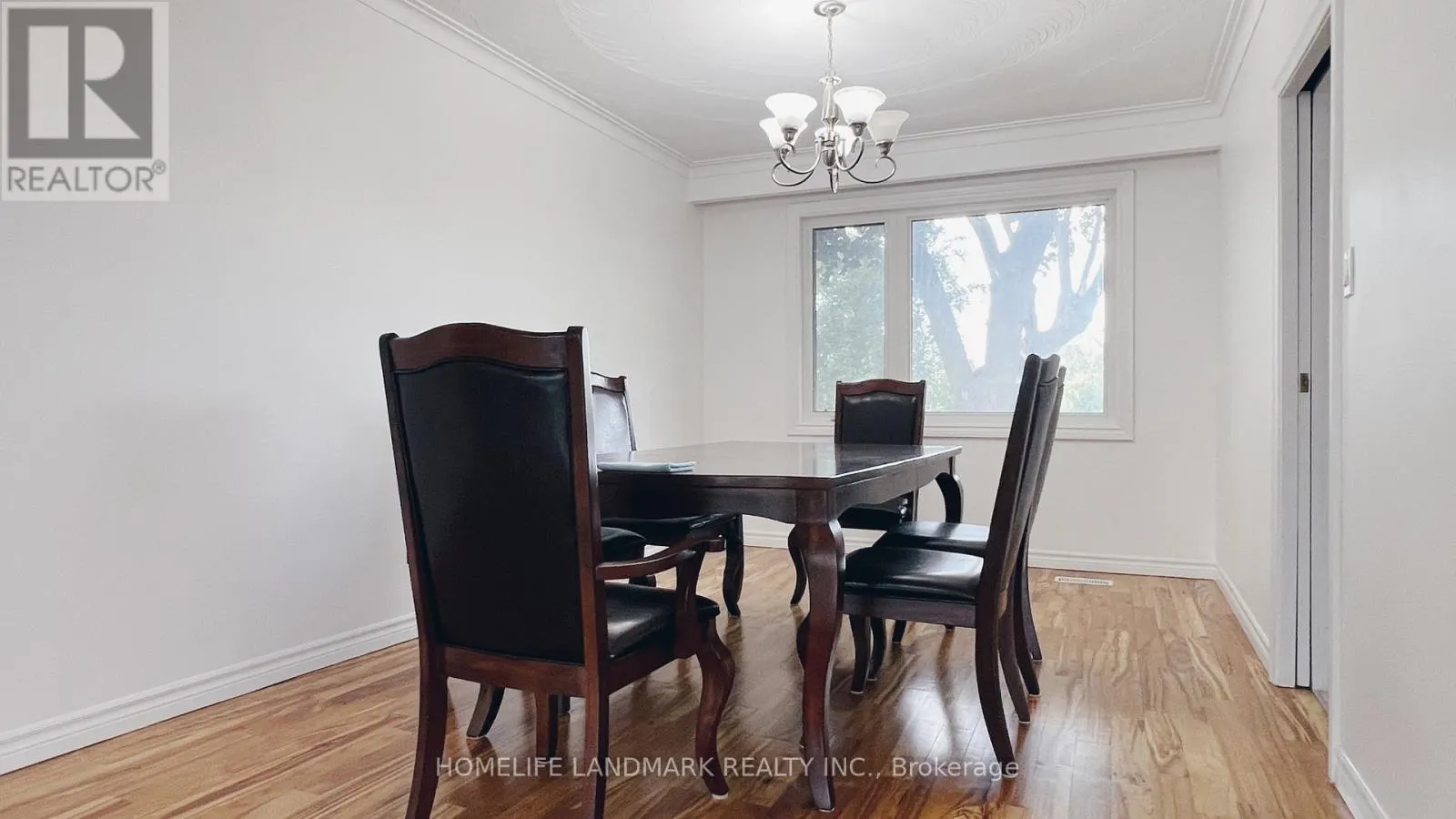 10 SILVERVIEW DRIVE