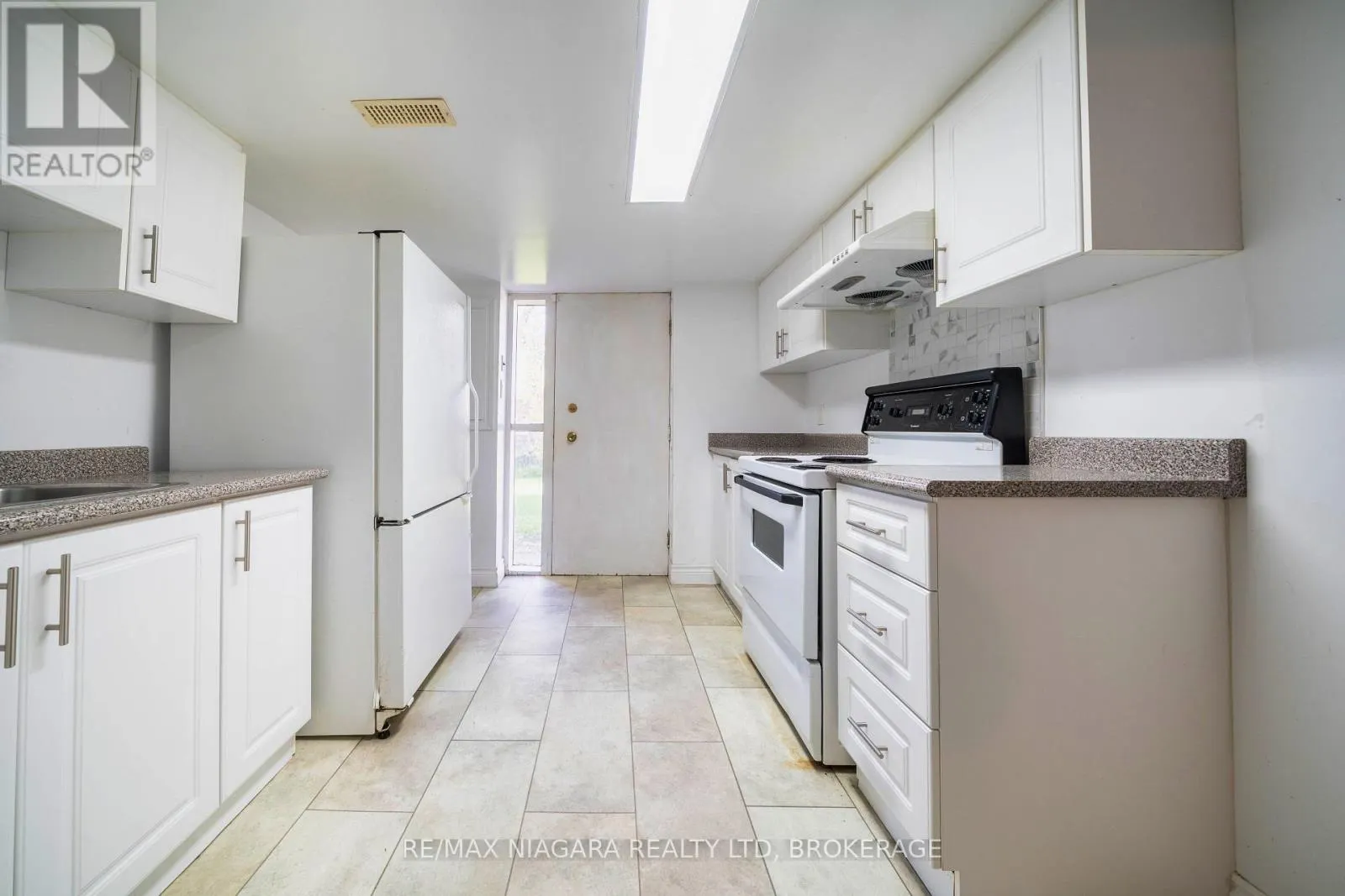 55 NORTH HILLS TERRACE