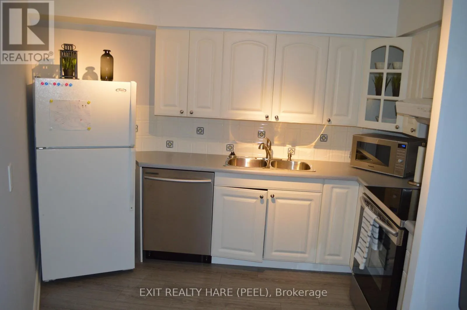 1108 - 250 QUEENS QUAY W