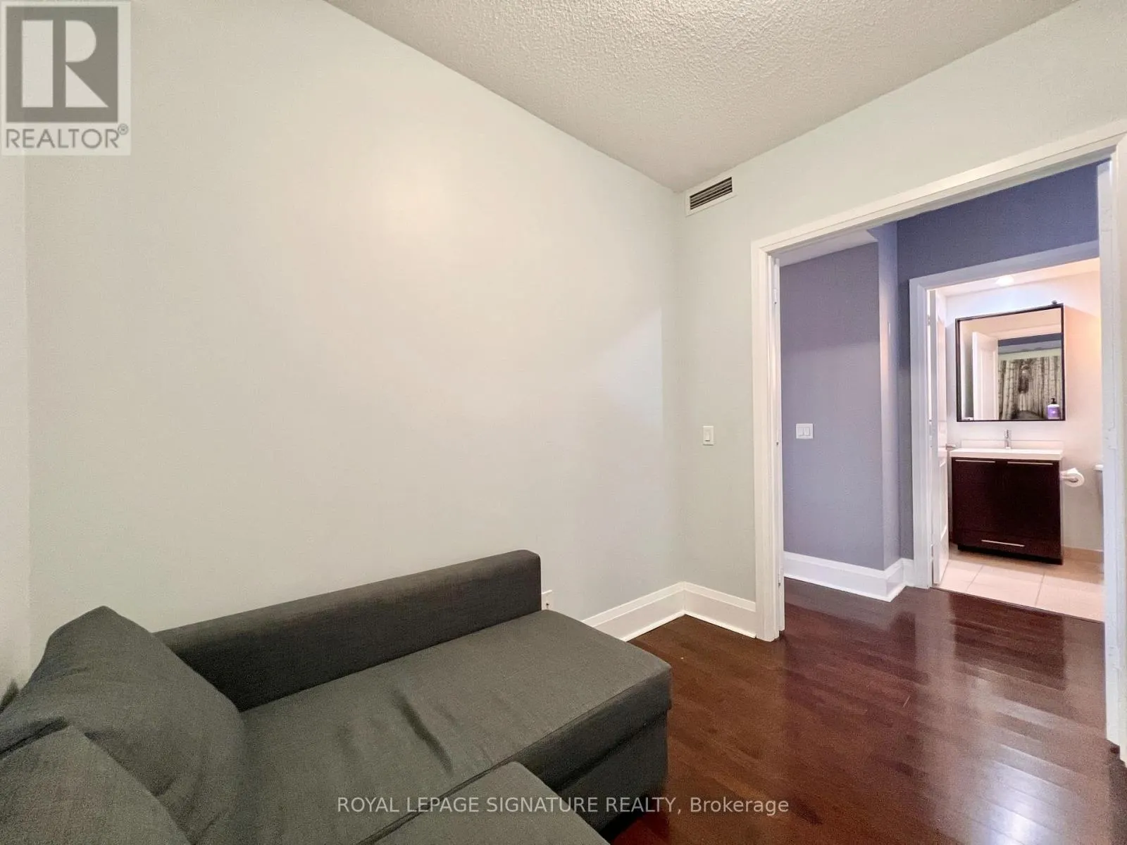 219 - 100 HARRISON GARDEN BOULEVARD