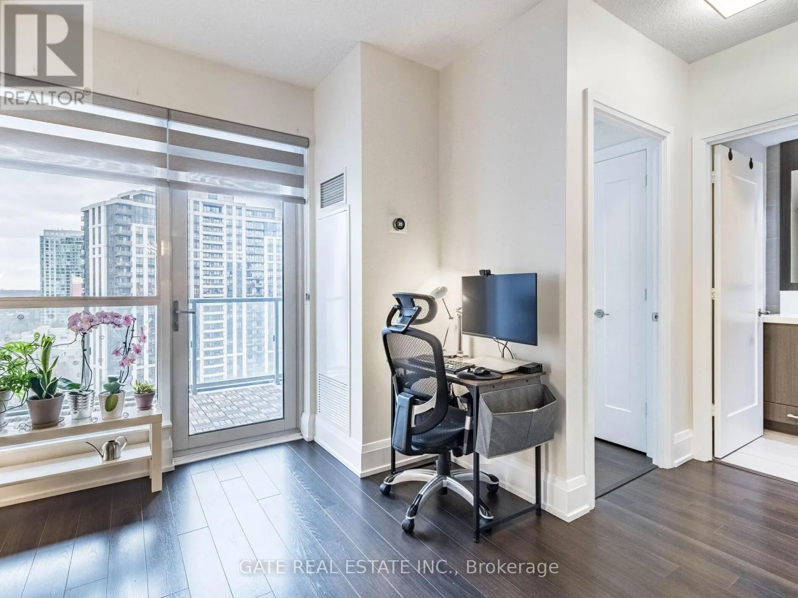 1311 - 120 HARRISON GARDEN BOULEVARD
