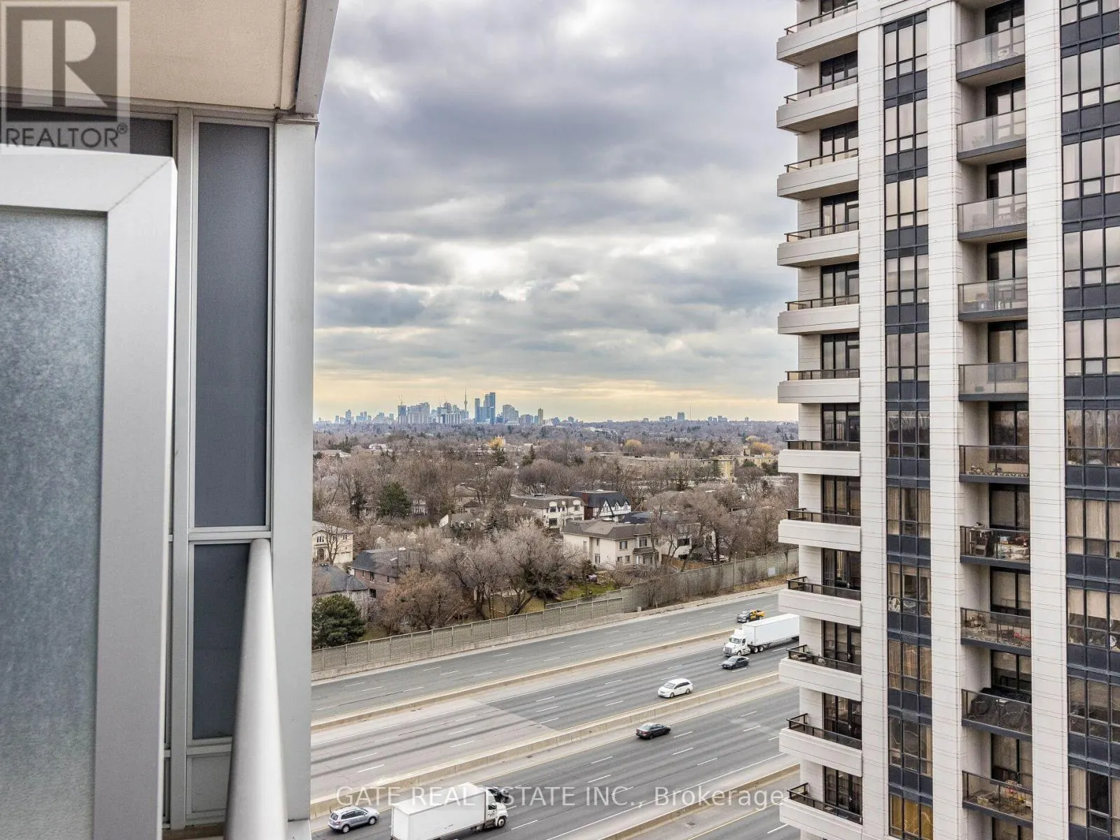 1311 - 120 HARRISON GARDEN BOULEVARD