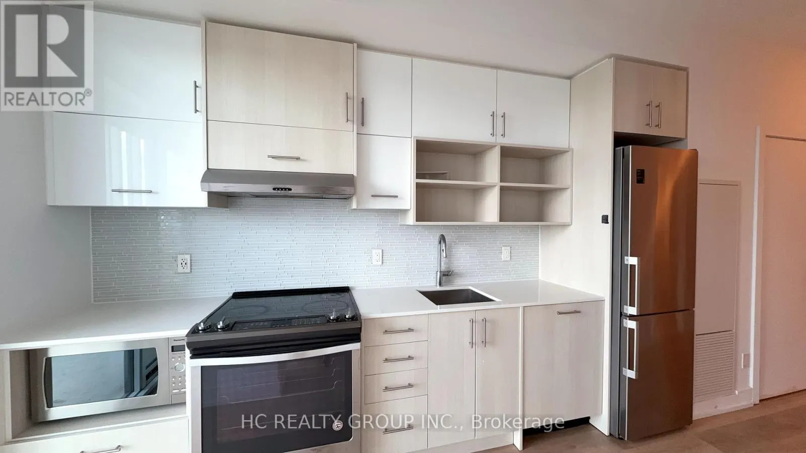 709 - 150 FAIRVIEW MALL DRIVE