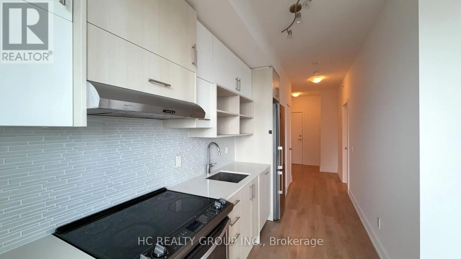 709 - 150 FAIRVIEW MALL DRIVE