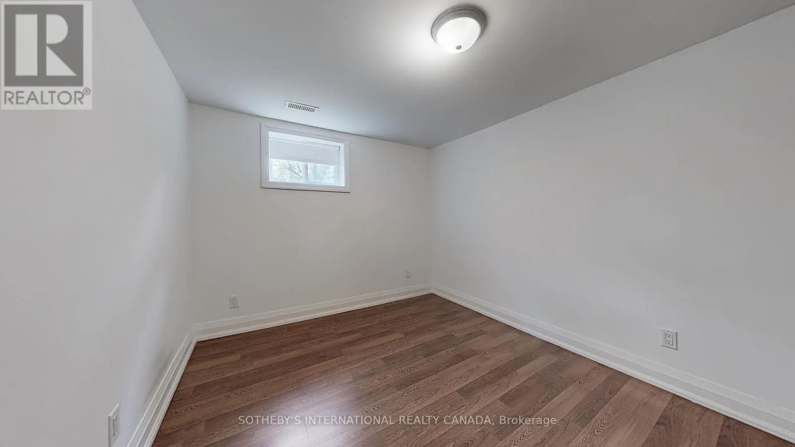 LOWER LEVEL - 7 WALKER ROAD